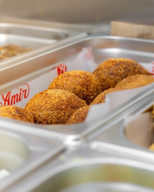 Amir food photography showing a chicken sandwich.